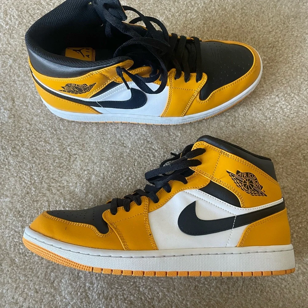 Rare Nike Air Jordan Mid Taxi‎ 2022 Black/Yellow/White Sneakers. Men size 11.5